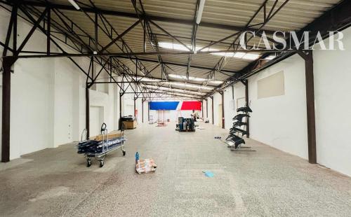 Na prenájom murovaný obchodno-skladový priestor s výmerou 408,60 m² v Senci