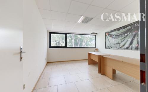 🏢 Na prenájom multifunkčné priestory – Trnava Nitrianska ul., prízemie + poschodie, 2 100 m²