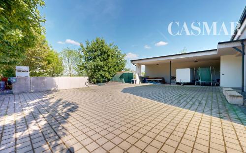 Na prenájom: moderný objekt s ateliérom – Oravné