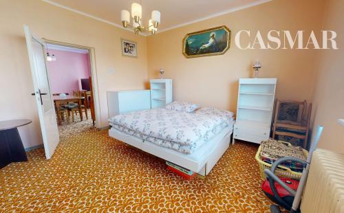 PREDAJ – STARŠÍ TEHLOVÝ RODINNÝ DOM V HRNČIAROVCIACH NAD PARNOU PRI TRNAVE