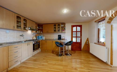 !!NA PREDAJ!! TEHLOVÝ RODINNÝ DOM V OBCI CÍFER