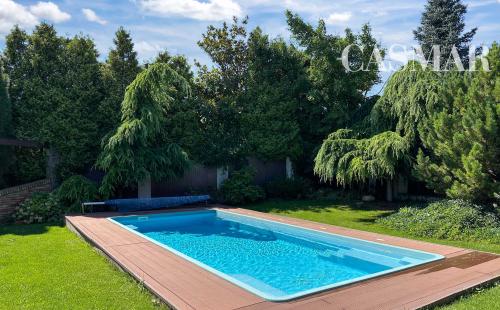 Predaj! 2podlažný 6izb. rod.dom  s dvoj garážou    na Kozáckej ul.