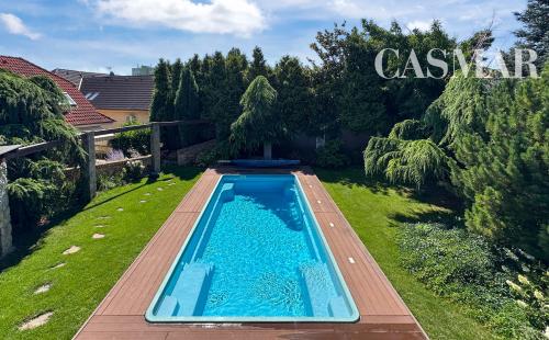 Predaj! 2podlažný 6izb. rod.dom  s dvoj garážou    na Kozáckej ul.