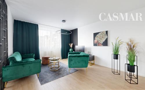 Štýlový 3-izbový byt so zariadením, loggiou a balkónom