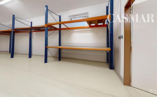 NA PRENÁJOM: Multifunkčný komerčný objekt – Radošovce