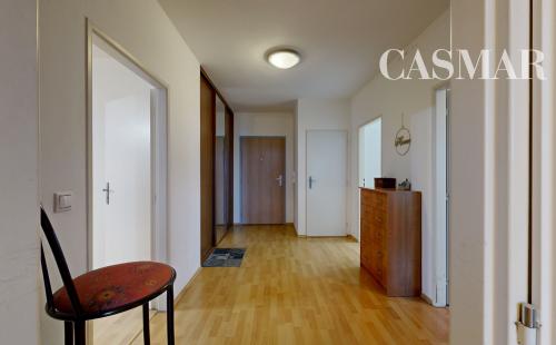 Na prenájom: Priestranný 3-izbový byt s balkónom, 99 m²