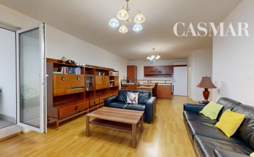 Na prenájom: Priestranný 3-izbový byt s balkónom, 99 m²