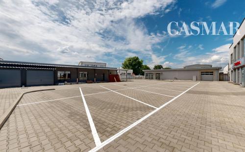 🏢 Na prenájom multifunkčné priestory – Trnava Nitrianska ul., prízemie + poschodie, 2 100 m²