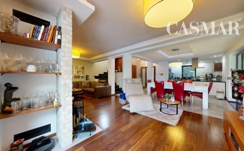 BÝVAJTE V NADŠTANDARTNOM DOME NA LUKRATÍVNOM MIESTE!