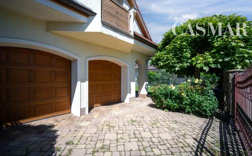 NOVÁ CENA! 2podlažný 6izb. rod.dom  s dvoj garážou    na Kozáckej ul.