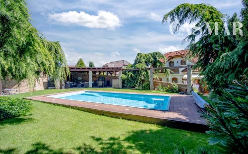 NOVÁ CENA! 2podlažný 6izb. rod.dom  s dvoj garážou    na Kozáckej ul.