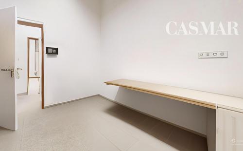 NA PRENÁJOM: Multifunkčný komerčný objekt – Radošovce.