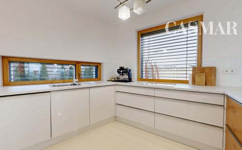 Luxusný 5izb pasívny RD s bazénom v obci Trstín–Malé Karpaty