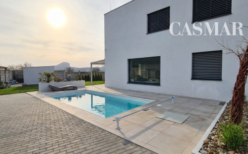 Luxusný 5izb pasívny RD s bazénom v obci Trstín–Malé Karpaty