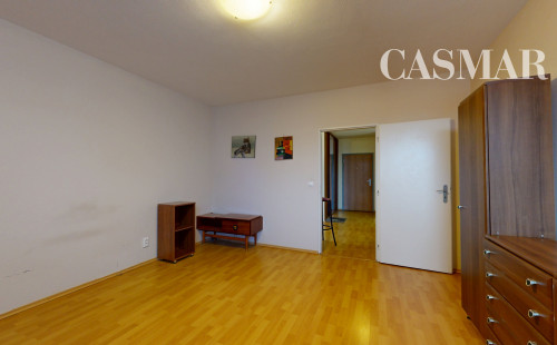 Na prenájom: Priestranný 3-izbový byt s balkónom, 99 m²