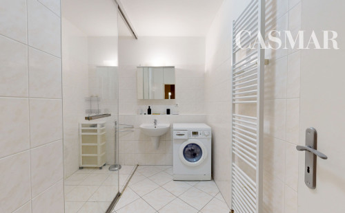 Na prenájom: Priestranný 3-izbový byt s balkónom, 99 m²