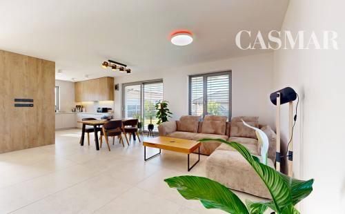 Moderný 4-izbový bungalov s fotovoltikou, garážou a minimálnymi nákladmi – Modrovka