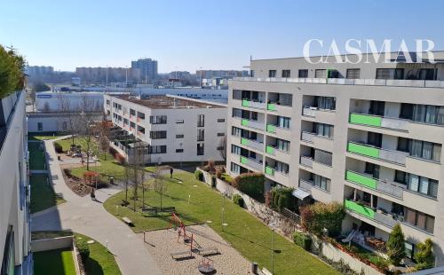 Predaj - Priestranný 3-izbový byt s veľkým L balkónom v Arboria Park