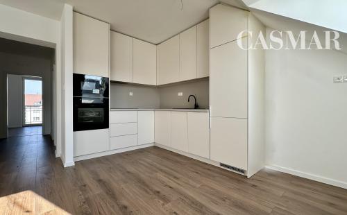 POLIANKY / Posledný 3-izbový byt s loggiou a kuchynskou linkou v III. etape