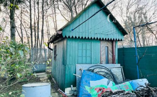 NA PREDAJ: Priestranná záhrada s chatkami – obľúbená záhradkárska lokalita Kamenný mlyn, Trnava