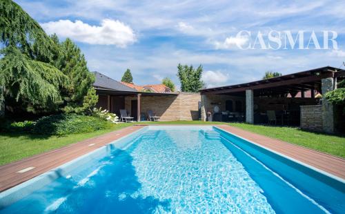 NOVÁ CENA! 2podlažný 6izb. rod.dom  s dvoj garážou    na Kozáckej ul.