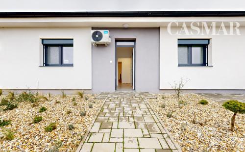 Nový rodinný dom v Opoji na prenájom – voľný ihneď!