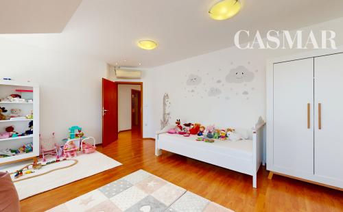 PREDAJ | Veľkorysý rodinný dom v lukratívnej časti – Trnava, Vajslova dolina