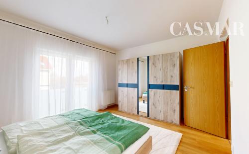 Priestranný a svetlý 2-izbový byt v obci Biely Kostol