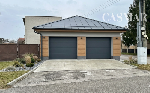 Dva rodinné domy na pozemku 820 m² v Čataji