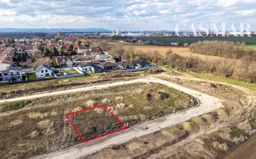 🏡 POZEMOK NA PREDAJ – Hrnčiarovce nad Parnou (pri Trnave) – 545 m². Nová rezidenčná zóna so sieťami a komunikáciami