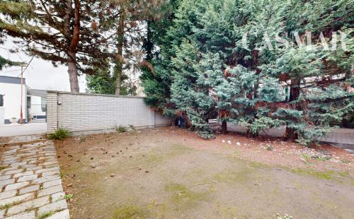 PREDAJ | Rodinný dom s veľkým potenciálom – Trnava, Linčianska