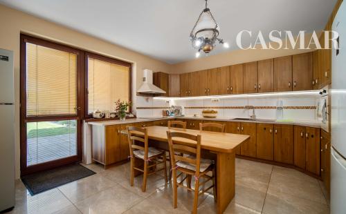 MODERNÝ 4-IZB RODINNÝ DOM S GARÁŽOU-BOHDANOVCE NAD TRNAVOU