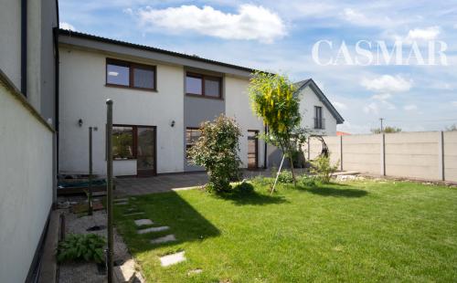 MODERNÝ 4-IZB RODINNÝ DOM S GARÁŽOU-BOHDANOVCE NAD TRNAVOU