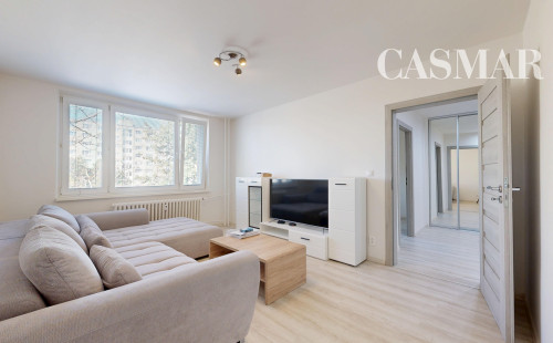 NA PREDAJ 3 IZBOVÝ ZREKONŠTRUOVANÝ BYT - TRNAVA.