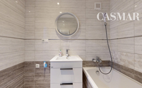 NA PREDAJ 3 IZBOVÝ ZREKONŠTRUOVANÝ BYT - TRNAVA.