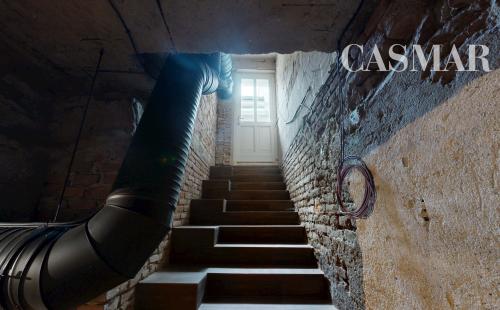 Obchodný priestor s historickou pivnicou v centre Trnavy – po rekonštrukcii, s jedinečnou atmosférou