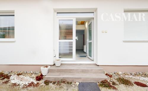 PREDAJ | Veľkorysý rodinný dom v Trnave s 3 bytovými jednotkami – bývanie aj investícia