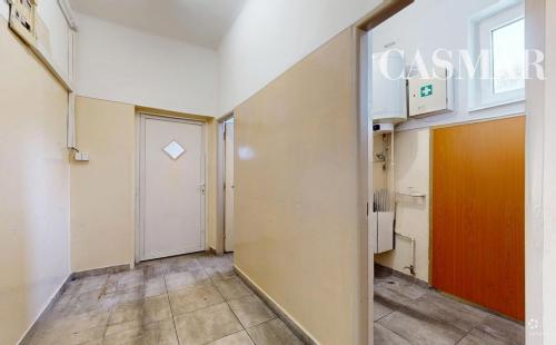 !NA PREDAJ! POLYFUNKČNÁ BUDOVA - BYT S NEBYTOVÝMI PRIESTORMI