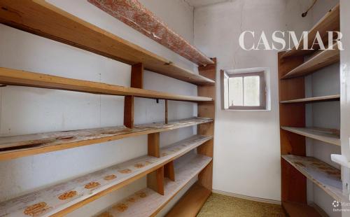 VIRTUÁLNA PREHLIADKA / Priestranný rodinný dom s veľkým potenciálom