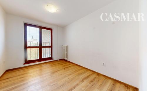 NA PREDAJ 4 IZBOVÝ BYT V CENTRE TRNAVY - ULICA VAJANSKÉHO