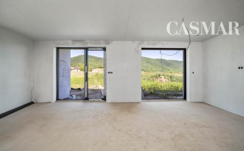 Na predaj:Moderný 4izb bungalov na veľkorysom pozemku v Dolných Orešanoch