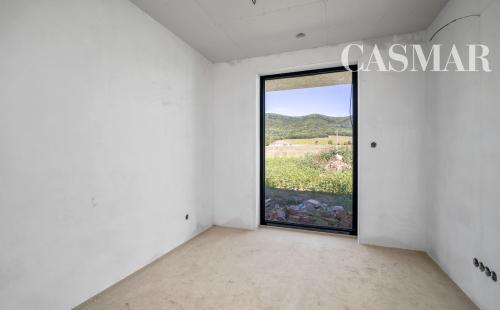 Na predaj:Moderný 4izb bungalov na veľkorysom pozemku v Dolných Orešanoch