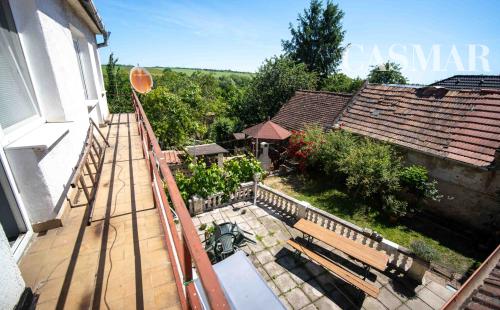 Na predaj: 7izb RD – Suchá nad Parnou