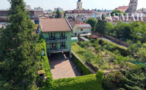 NA PREDAJ ŠTÝLOVÝ PENZIÓN V HISTORICKOM CENTRE PEZINKA
