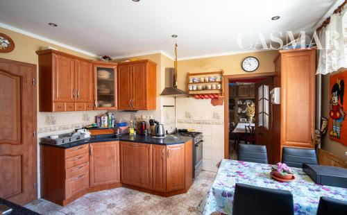 Na predaj: 7izb RD – Suchá nad Parnou