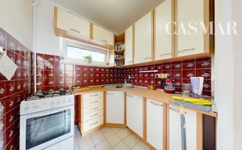 PREDAJ 5-izbový byt rozdelený na dve časti,Kapitulská,Trnava