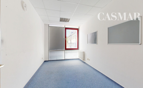 Flexibilné obchodné priestory priamo v centre Trnavy – až 14 miestností ideálnych pre ordinácie, kancelárie či služby
