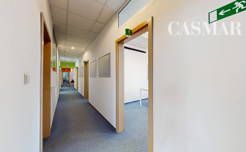 Flexibilné obchodné priestory priamo v centre Trnavy – až 14 miestností ideálnych pre ordinácie, kancelárie či služby