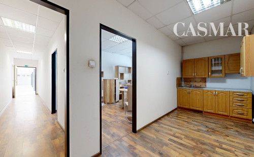 🏢 Na prenájom multifunkčné priestory – Trnava Nitrianska ul., prízemie + poschodie, 2 100 m²
