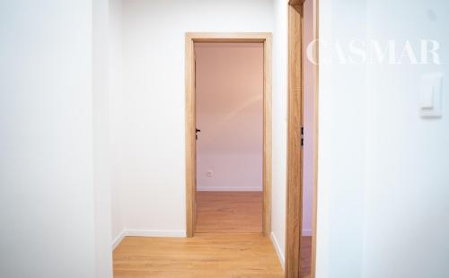 ELEGANTNÝ 4-IZBOVÝ BYT PO KOMPLETNEJ REKONŠTRUKCII na Špačinskej ulici v Trnave